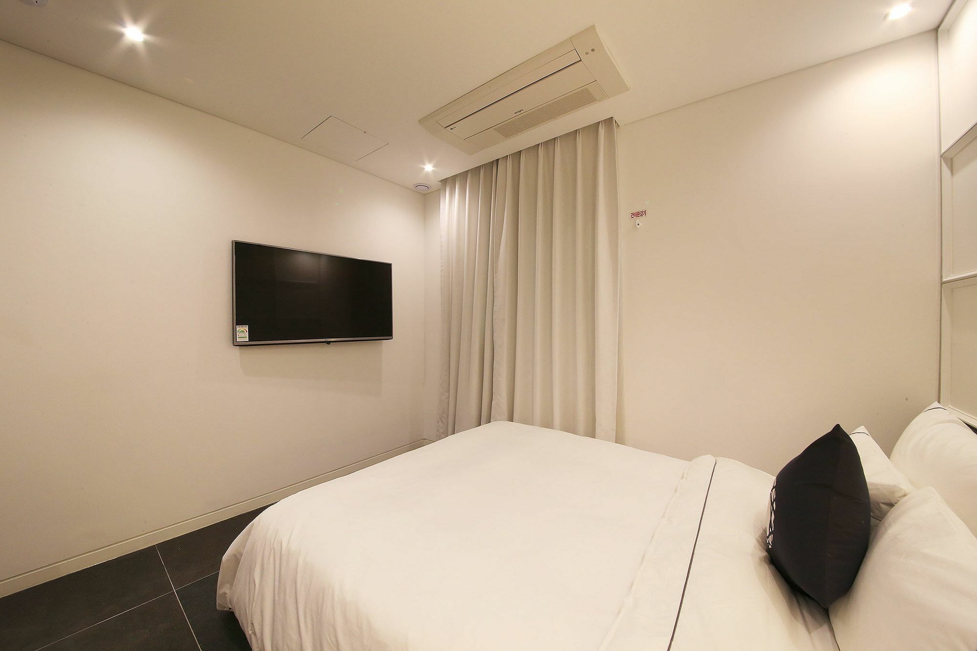 Hotel Cullinan 2 Geondae Сеул Екстер'єр фото