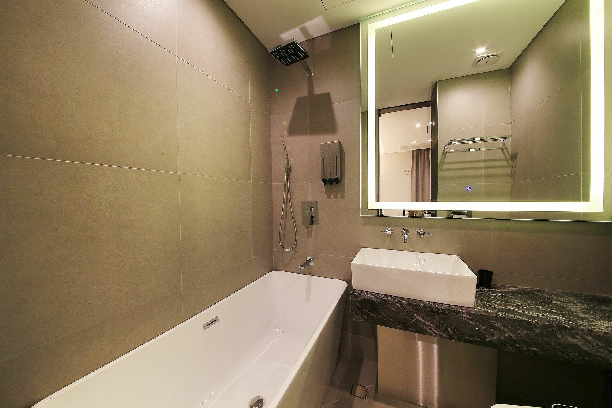 Hotel Cullinan 2 Geondae Сеул Екстер'єр фото