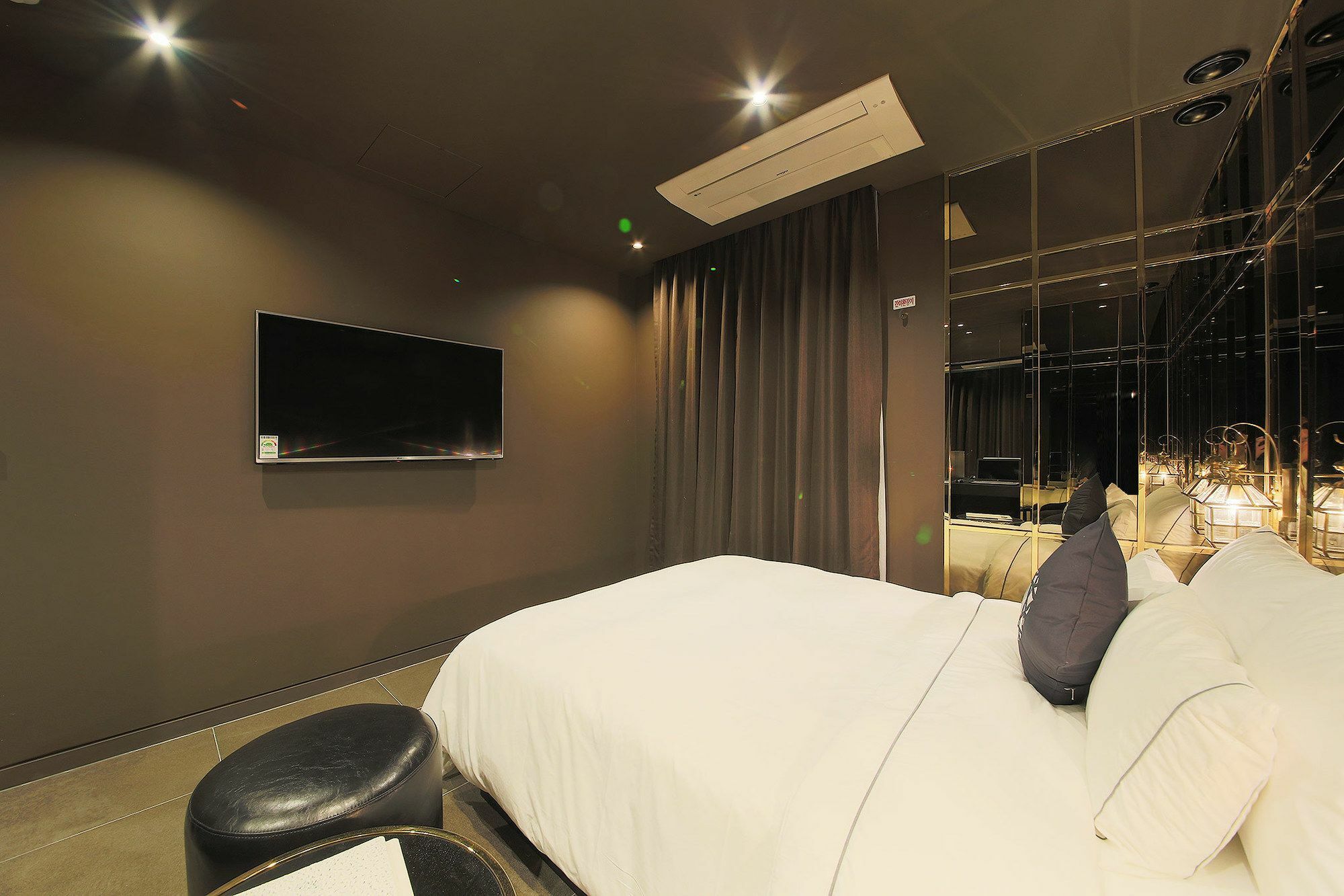 Hotel Cullinan 2 Geondae Сеул Екстер'єр фото