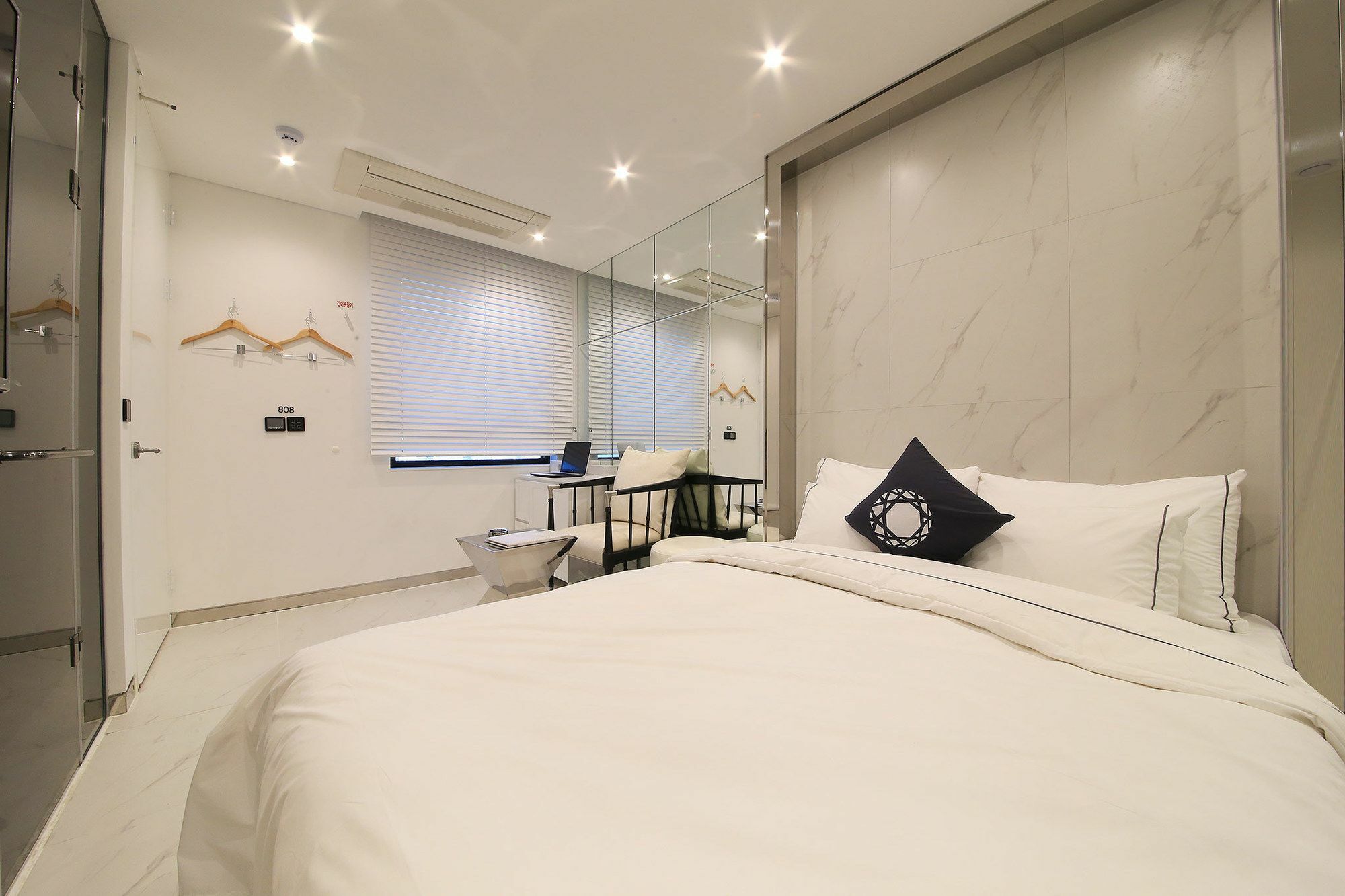 Hotel Cullinan 2 Geondae Сеул Екстер'єр фото